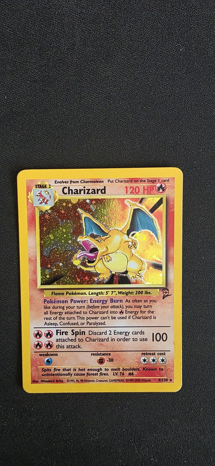 Holografski Charizard iz Base Set 2 seta