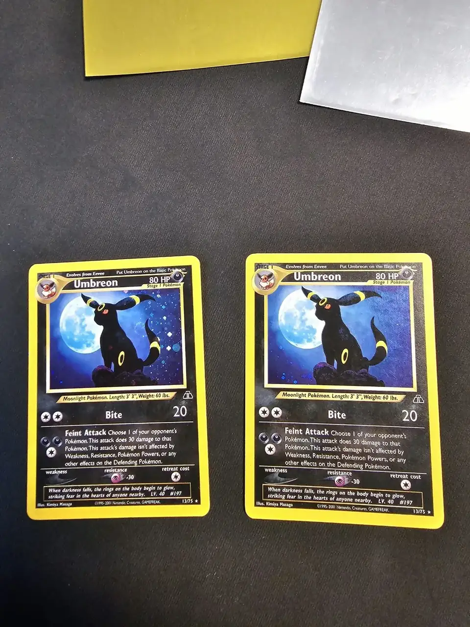 Dvije holografske Umbreon karte iz Neo Discovery seta